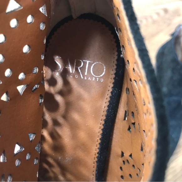 FRANCO SARTO Black Ashlee Suede Laser Cut Booties—SZ. 8.5 - Picture 6 of 8